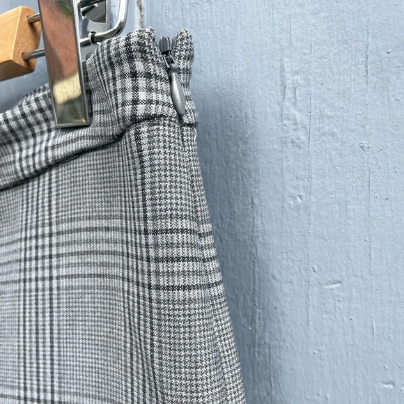 Wilfred  Kick Flare Grey Houndstooth Pants, BNWT, size 6 (fits like 2/4) - Picture 9 of 12